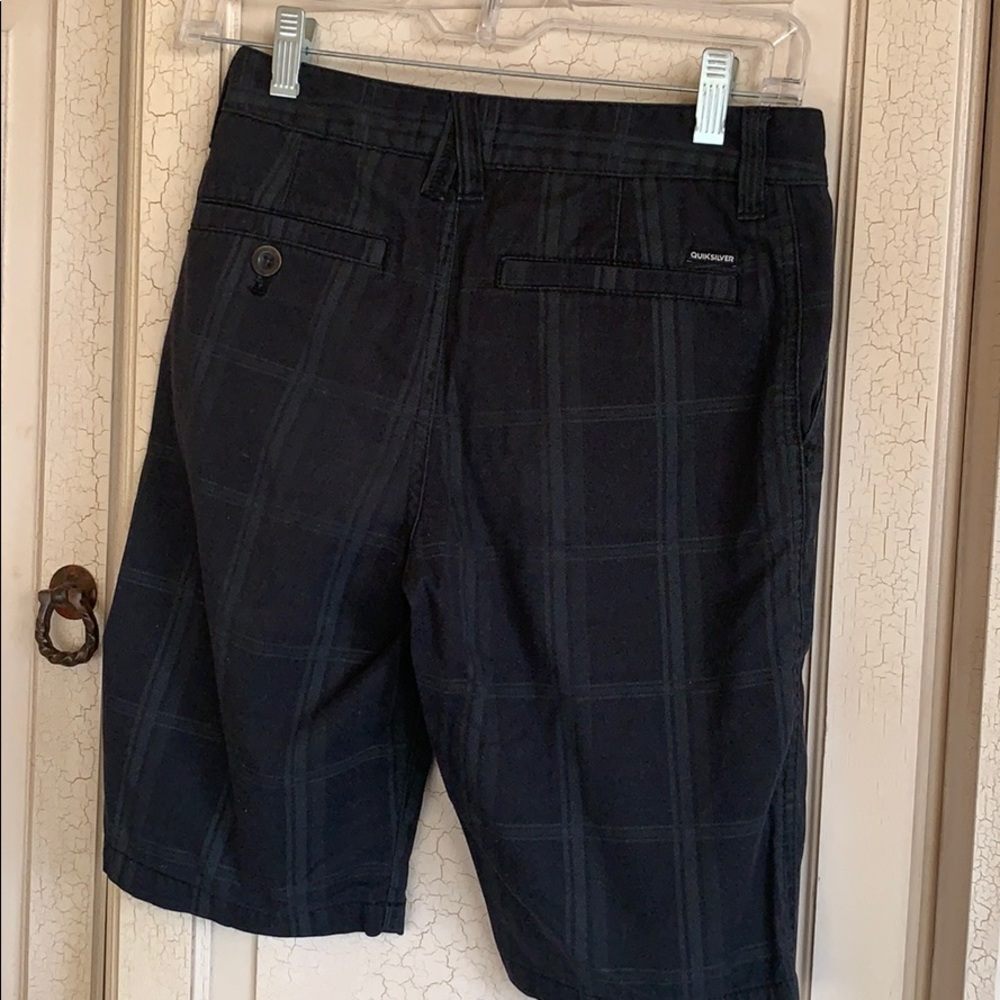 Quick Silver Plaid Shorts View 4